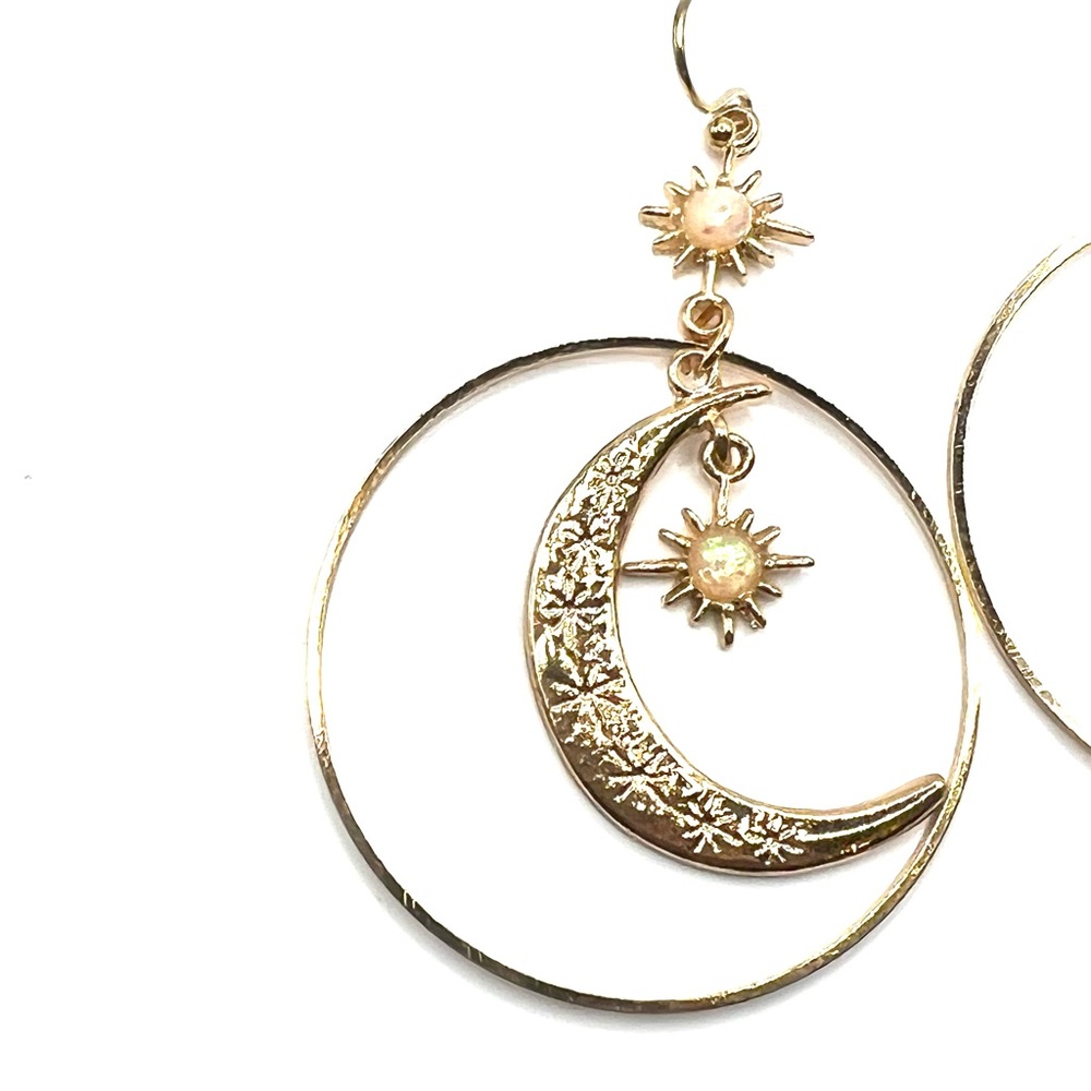 Brand new Gold Crescent Moon and Sun Earrings
